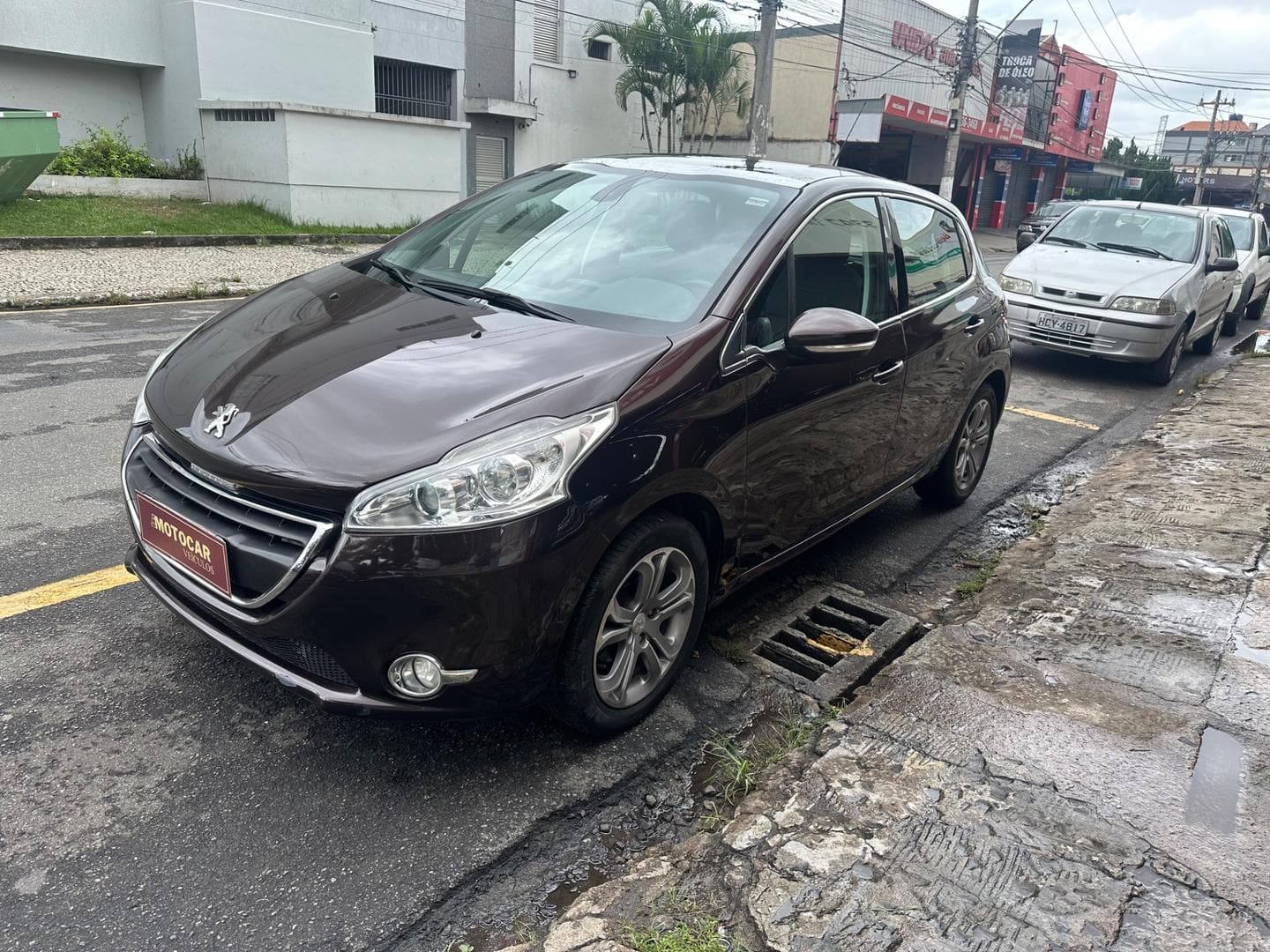 PEUGEOT 208 1.6 GRIFFE 16V FLEX 4P AUTOMATICO 2015 foto 2