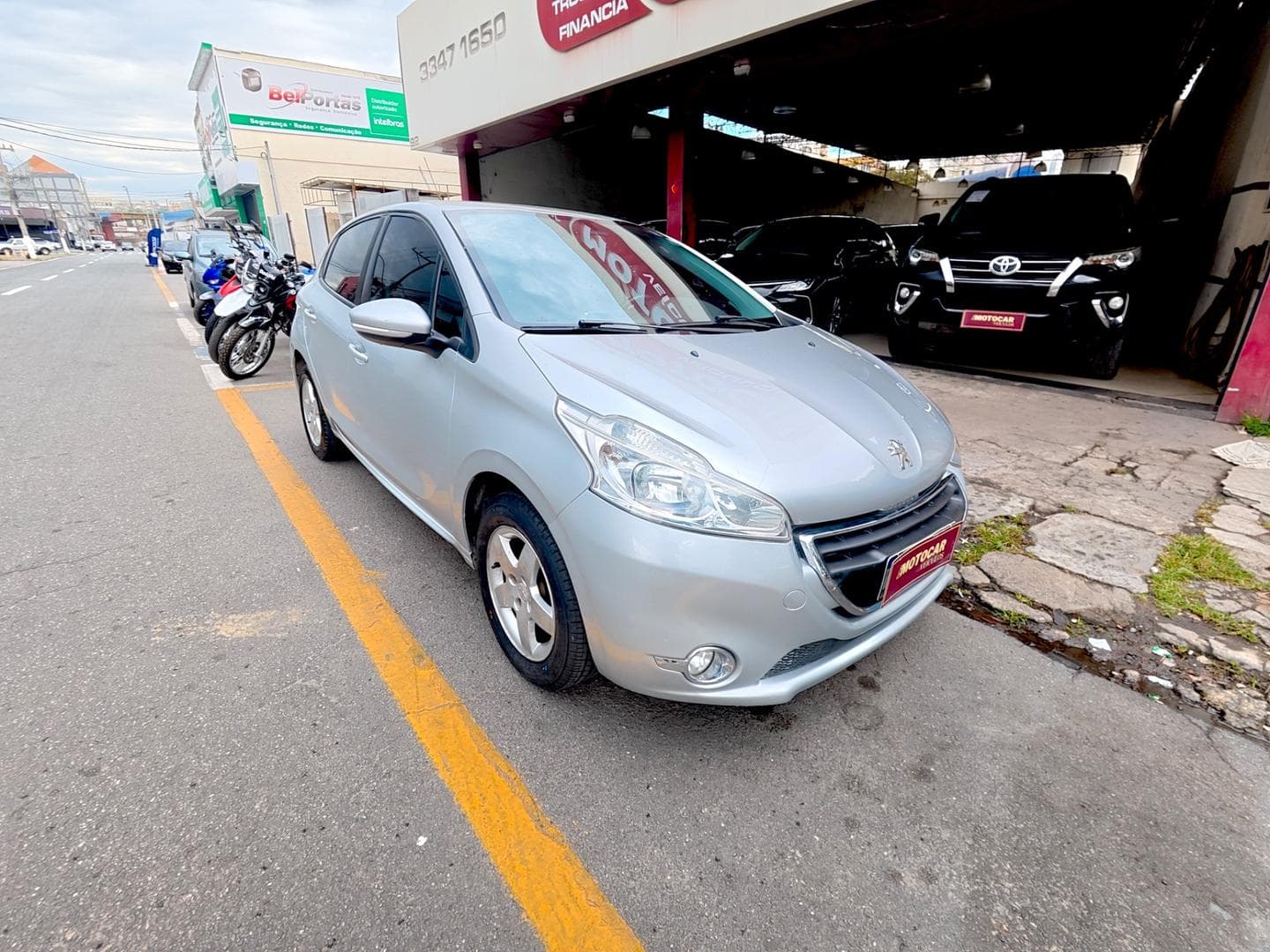 PEUGEOT 208 1.2 ACTIVE PACK 12V FLEX 4P MANUAL 2014