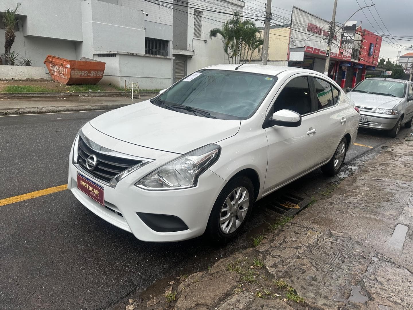 NISSAN VERSA 1.6 16V SV AUT 2017 foto 3