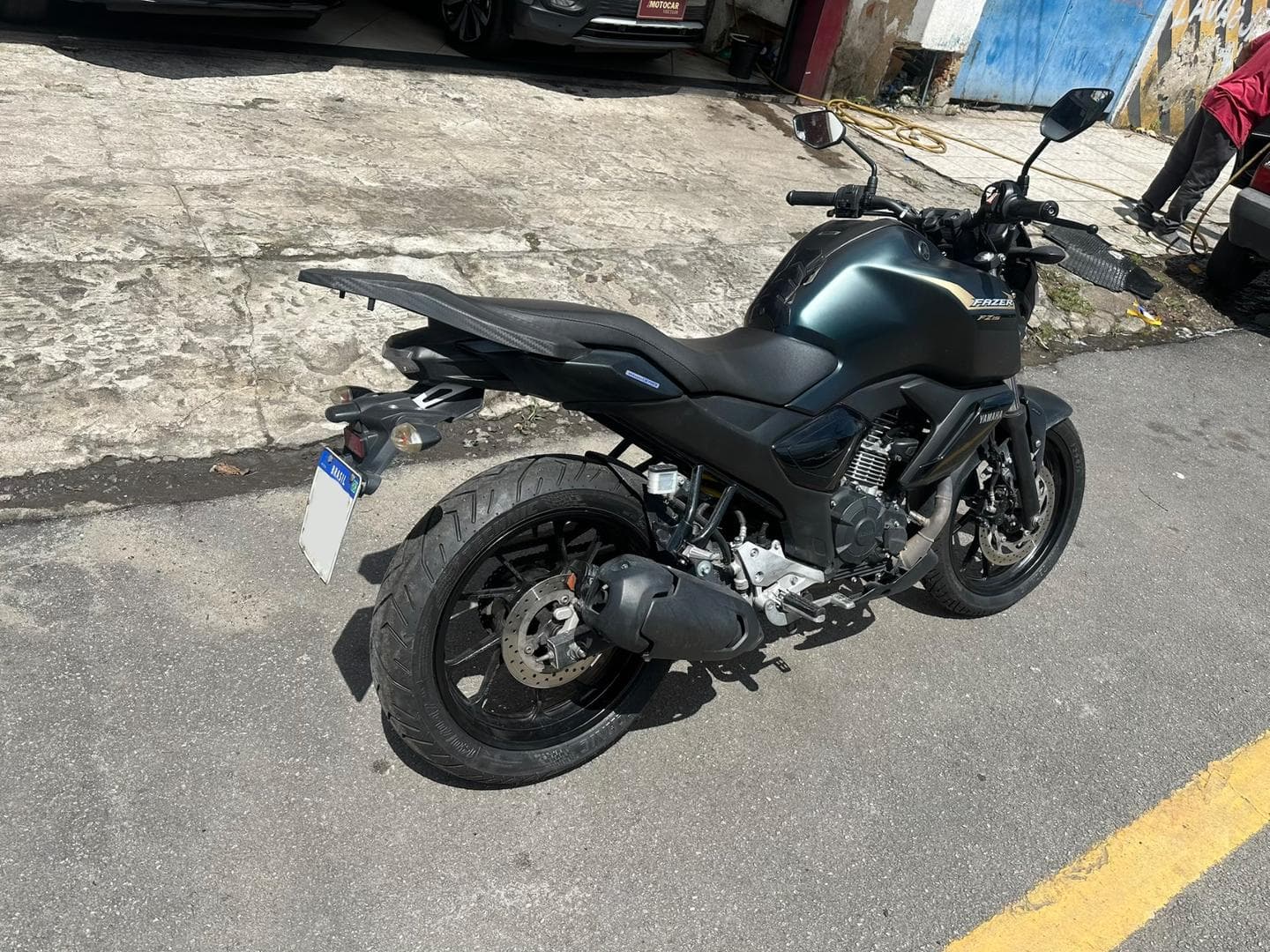 YAMAHA FZ15 FAZER ABS 2025 foto 3