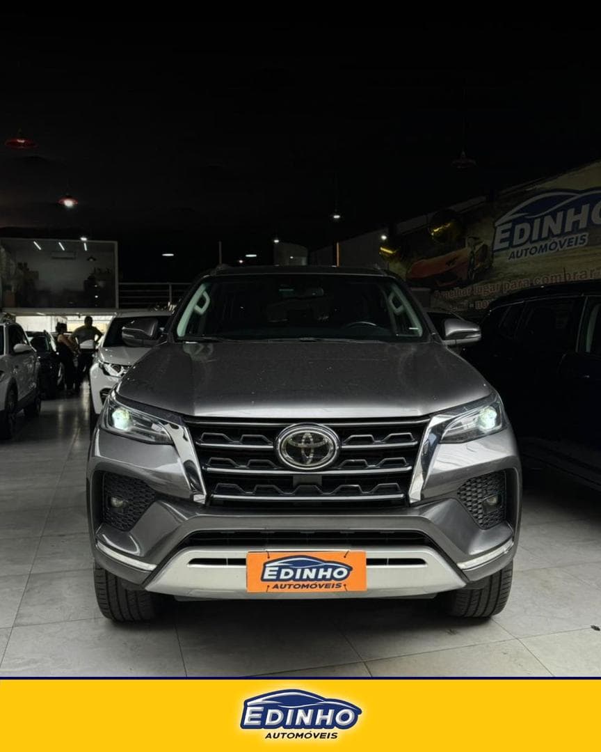 TOYOTA HILUX SRX SWD SW4 2.8 2021 foto 2
