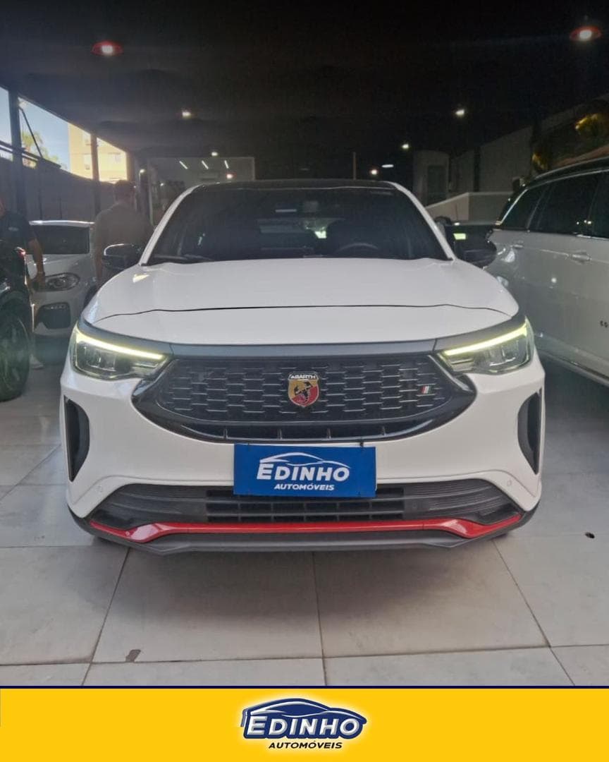 FIAT FASTBACK ABARTH 270 2025 foto 2