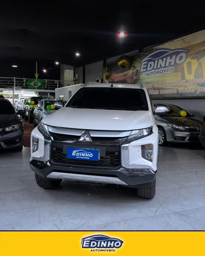 MITSUBISHI TRITON SPORT HPE S 2023 foto 2