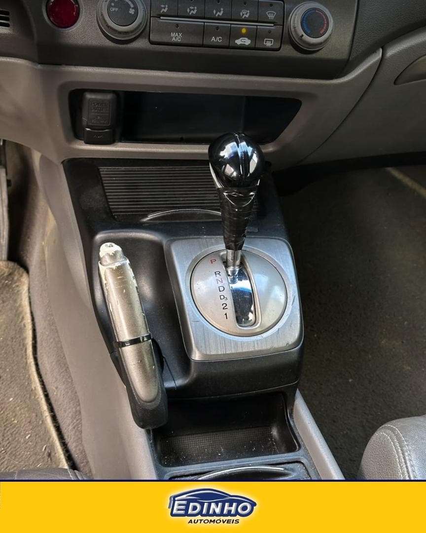 HONDA CIVIC LXS FLEX 2008 foto 3