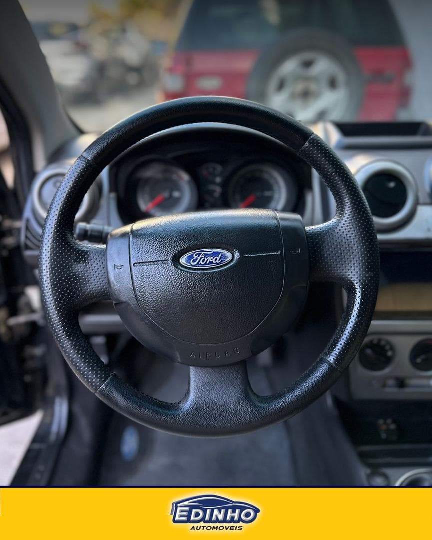 FORD FIESTA SEDAN1.6FLEX 2014 foto 3