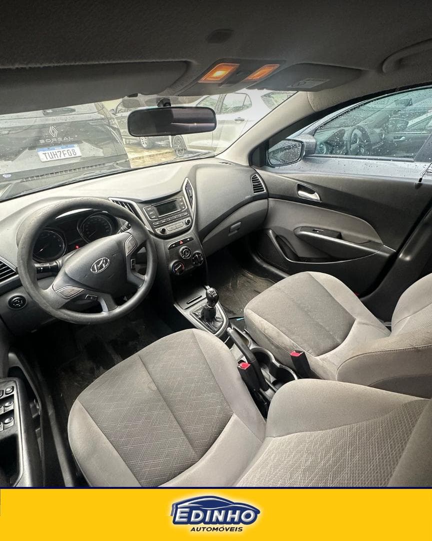 HYUNDAI HB20S 2017 foto 2