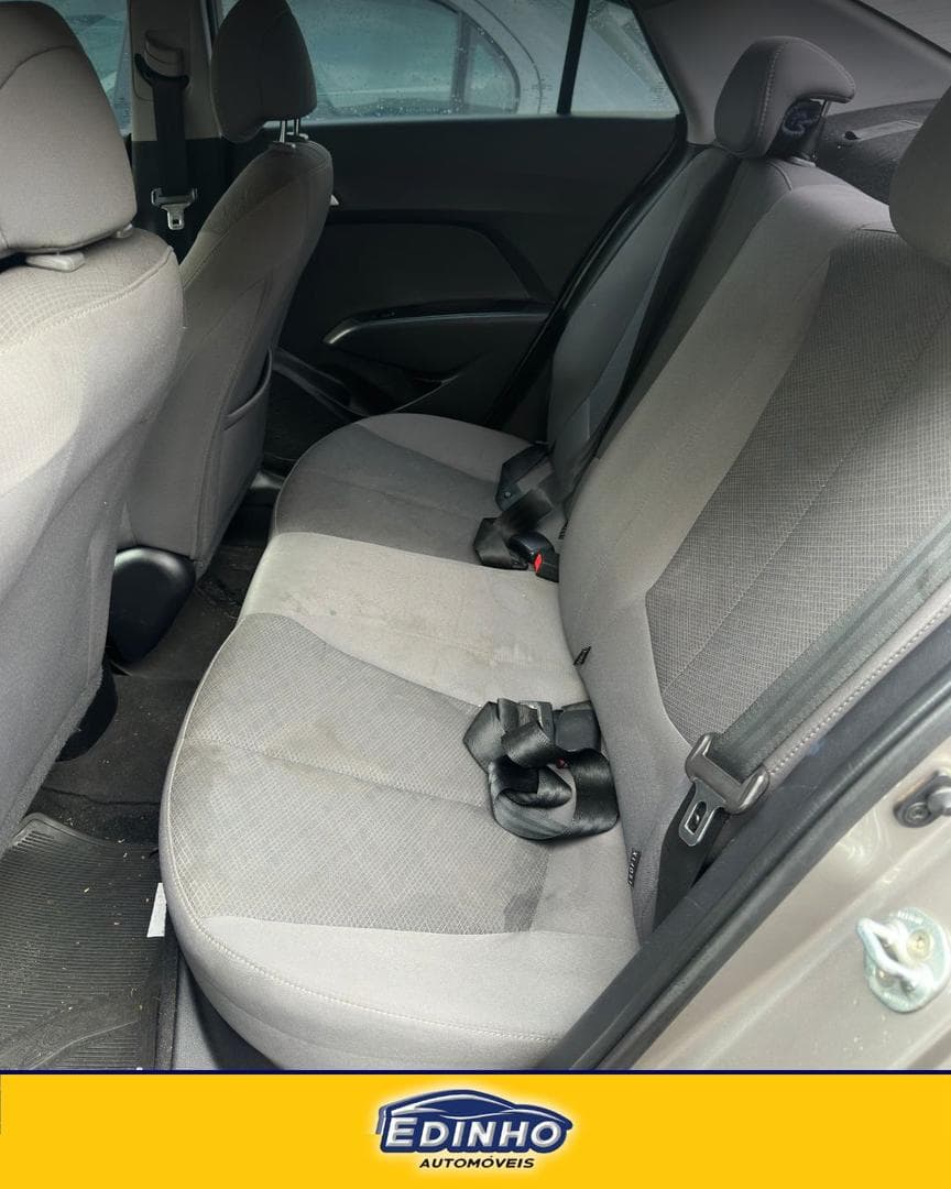 HYUNDAI HB20S 2017 foto 3