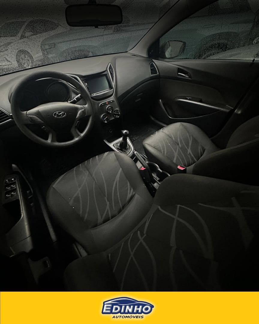 HYUNDAI HB20S 2014 foto 2
