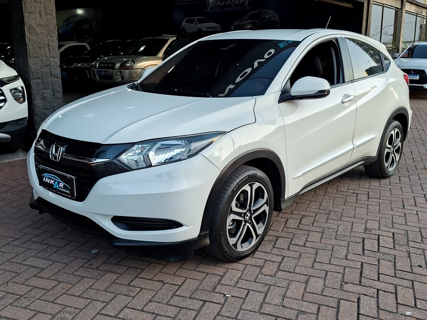 HONDA HR-V 1.8 16V FLEX LX 4P AUTOMÁTICO 2017