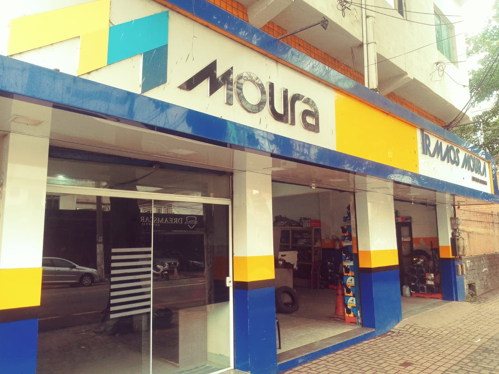 Logo Irmãos Moura Baterias