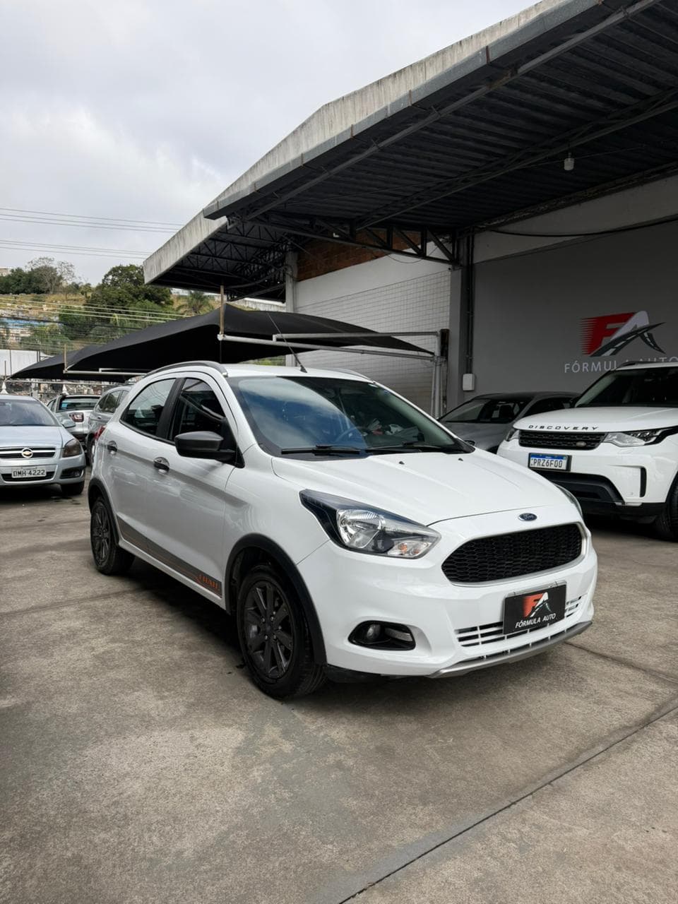 FORD/ KA TRAIL