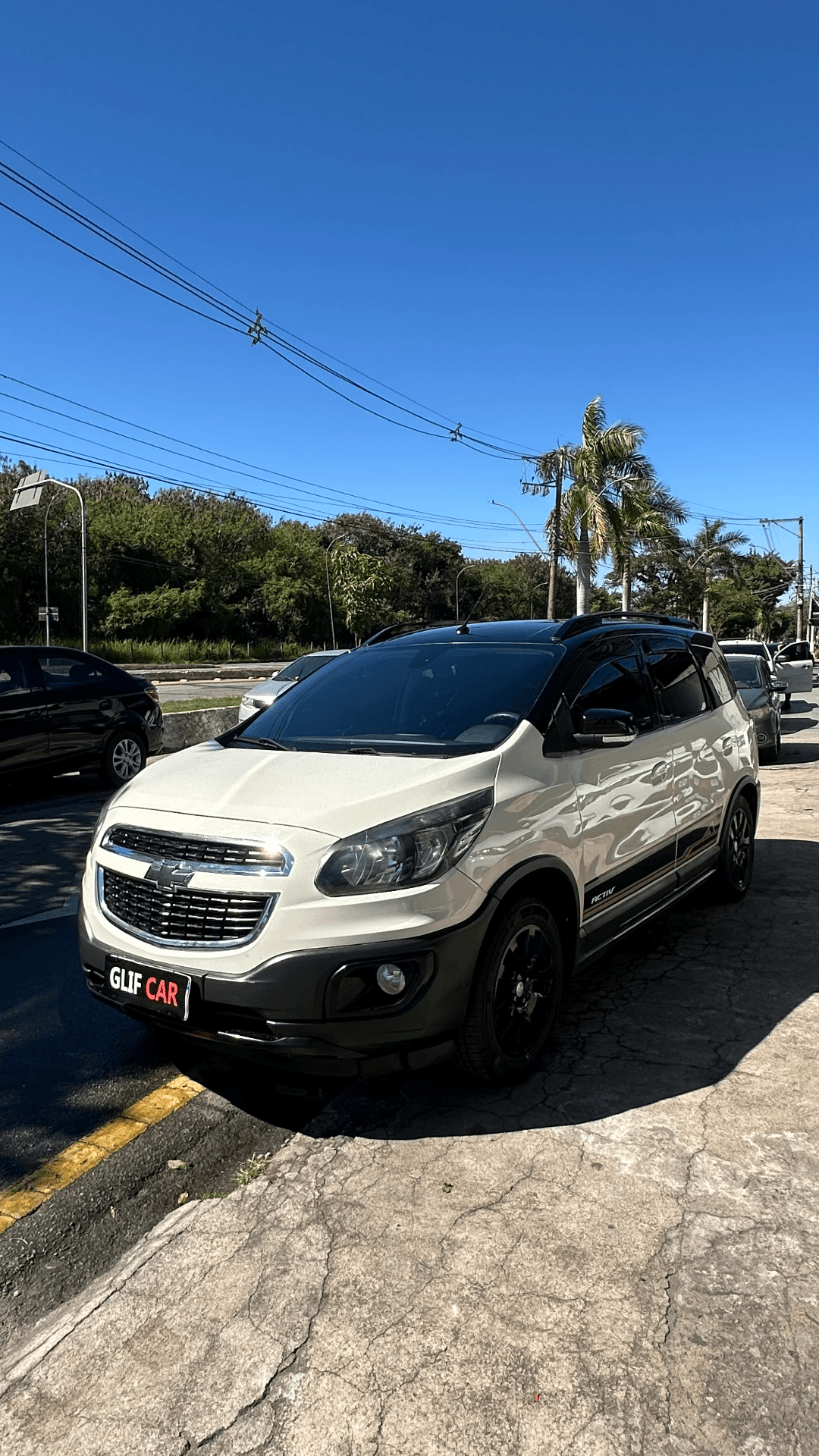 Spin Activ 1.8 c GNV automático