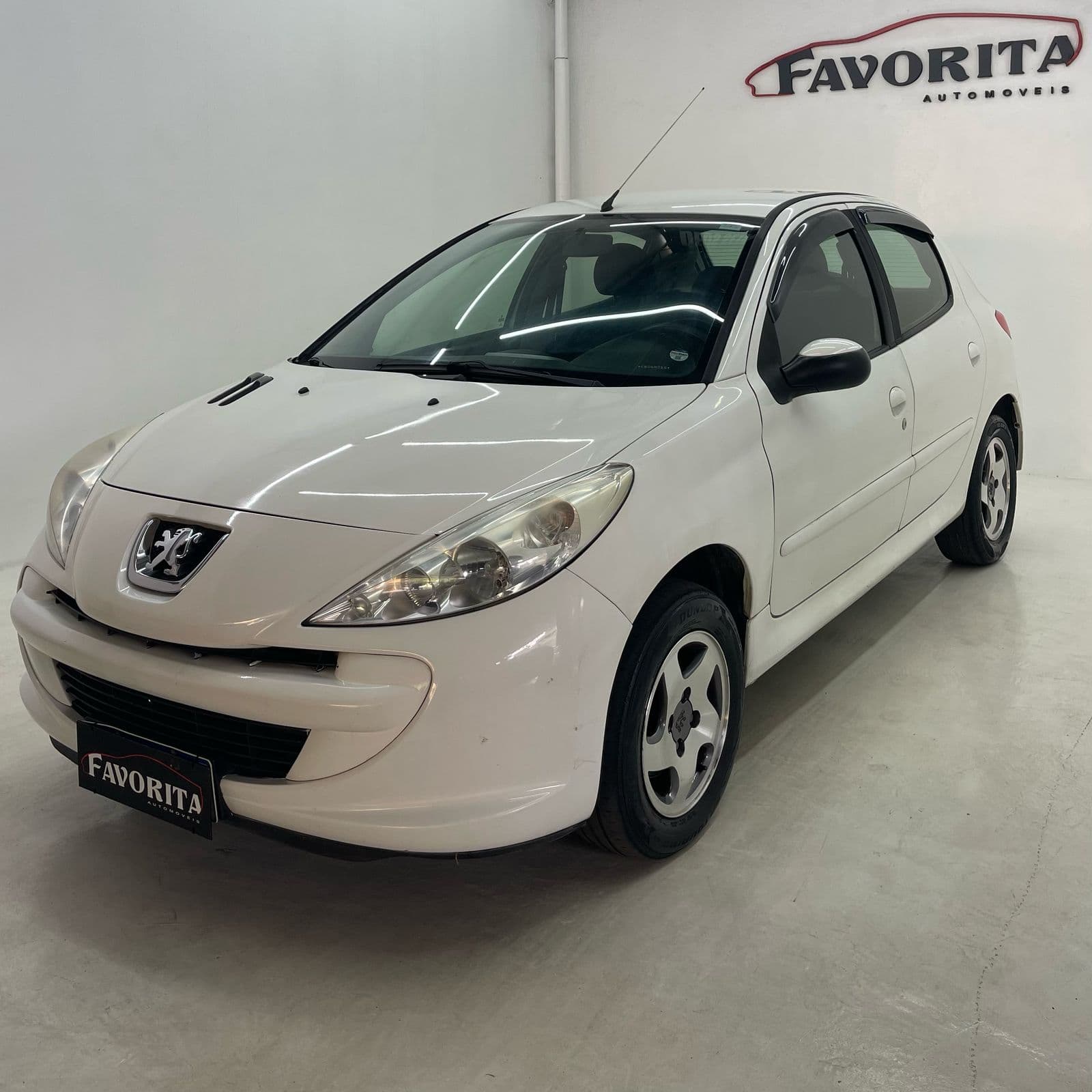 Peugeot 207 1.4 HB ACTIVE 2014 Manual