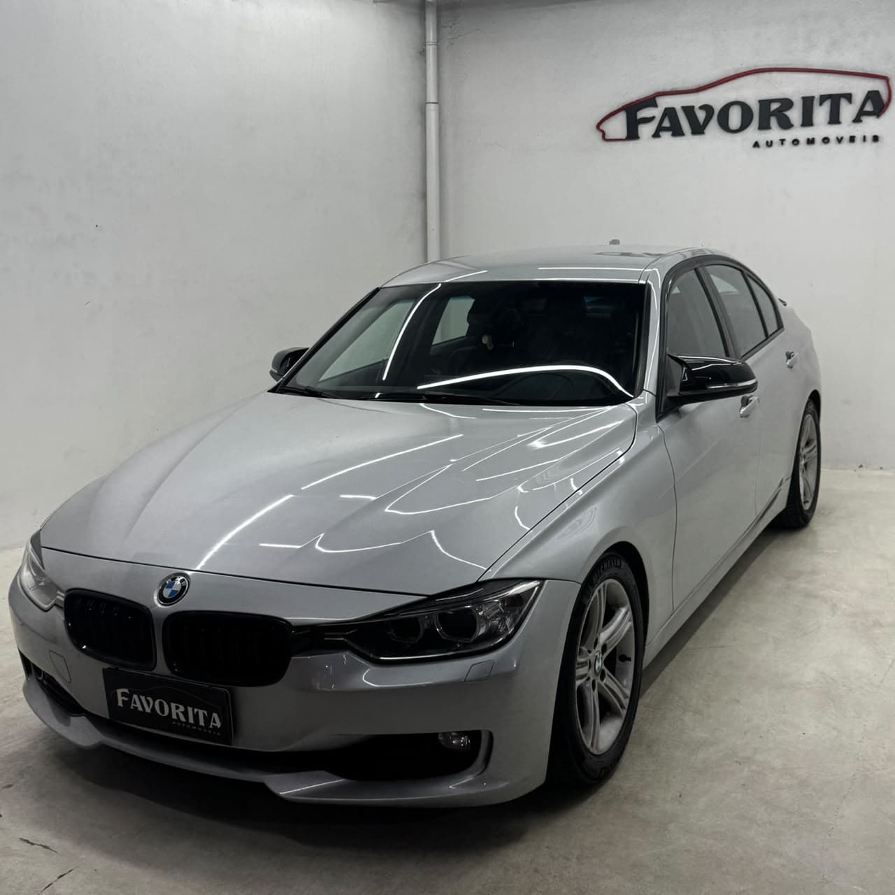 BMW 320i 2.0 ActiveFlex 2014