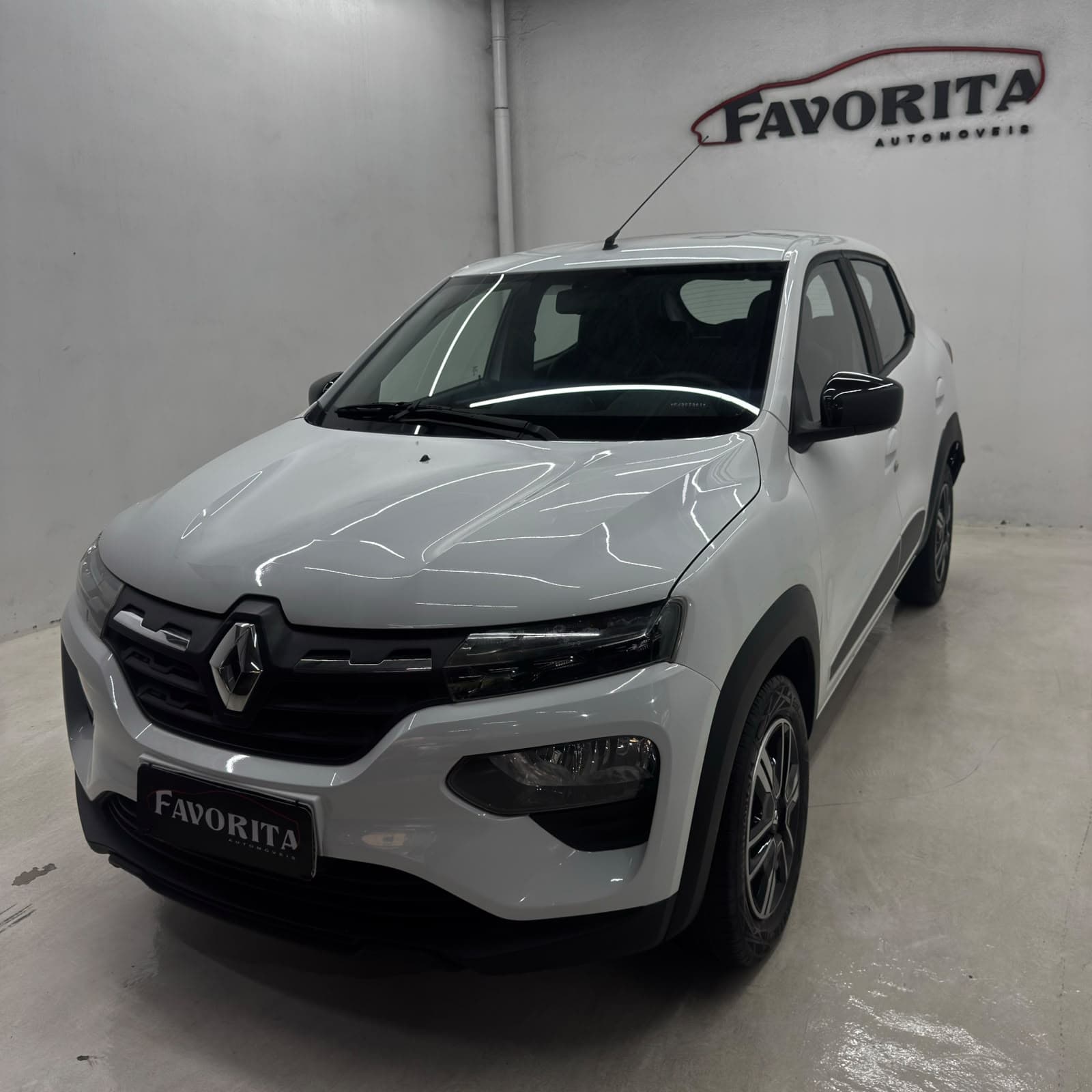 Renault Kwid 1.0 Intense 2023